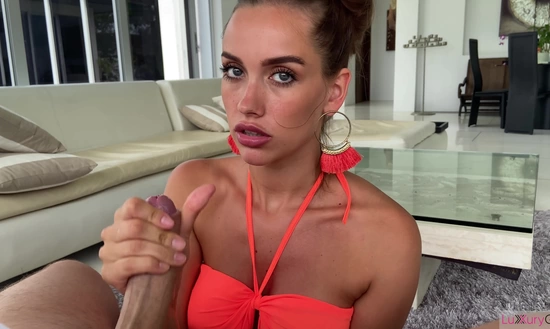 Пара из Нижнего Новгорода решает семейные проблемы с помощью минета