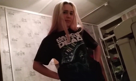 Жигало уговорил студентку за деньги отсосать ему камеру