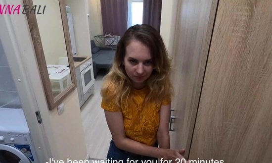 Всё таки пришлось рассплатиться с таксистом, но уже у себя дома