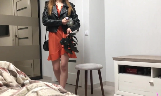 Встретил пьяную женушку после тусовки и ревниво оттрахал за это!