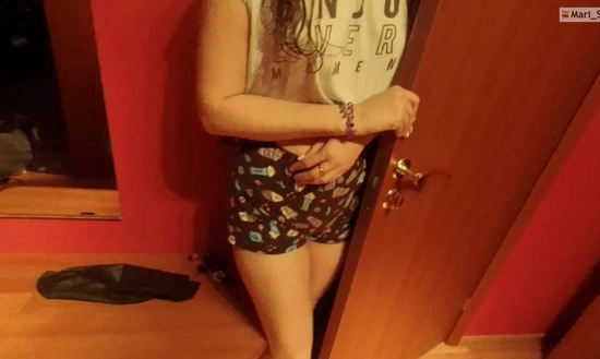 Зашла к соседке за солью, а трахнулась в анал с её парнем!