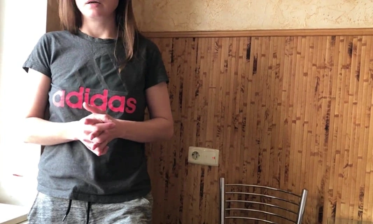 Сводный брат помог девушке подготовиться к её первому сексу с парнем!