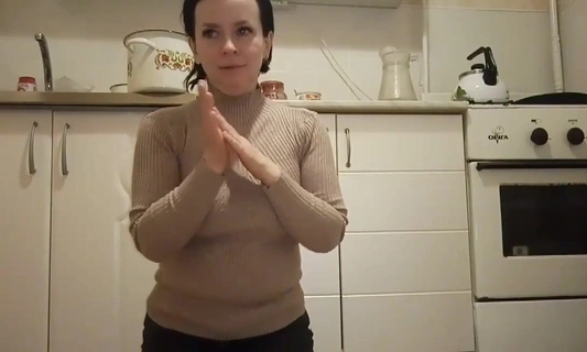 Устроил домашнюю секс измену с женой брата, пока он на работе!