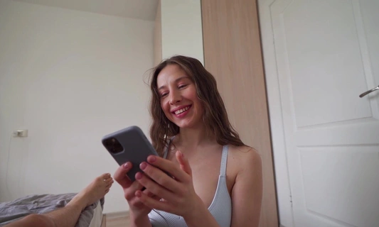 Попросила парня побыть фотографом на пару мин и отблагодарила сексом!
