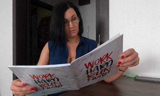 Мачеха помогла пасынку с учебой, а он отблагодарил ее сексом