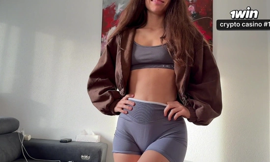 Сводный брат изменяет своей девушке со сводной сестрой